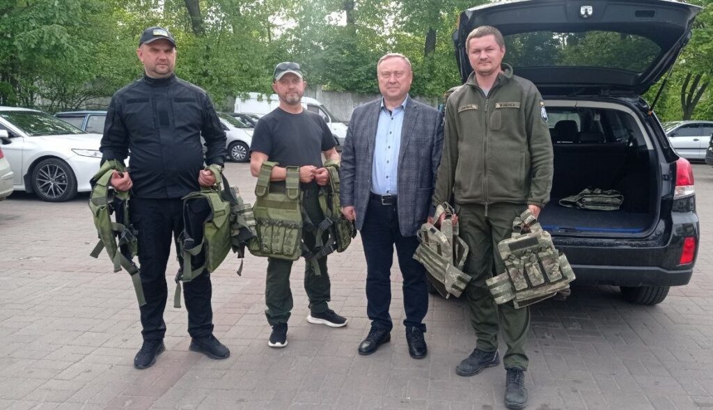 Бронежилети