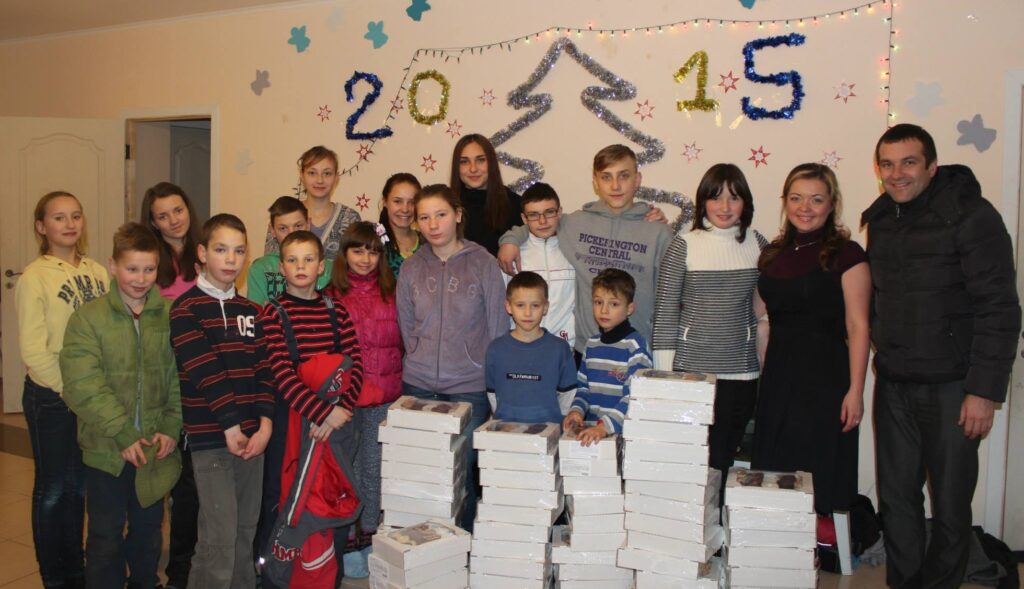 Допомога дітям